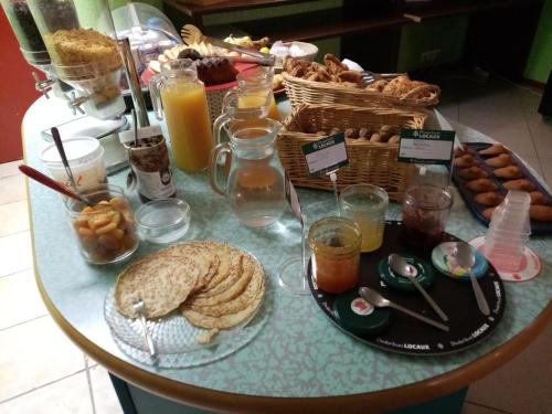 Ēdiens un dzērieni, Brit Hotel St-Quentin/Nord in Fayet (Picardie)