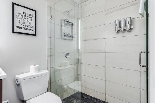 Top Rated - Free Parking - 1-br Condo OTR in Cincinnati, USA