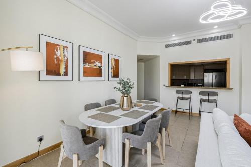 DVH Al Hamri Jumeirah Shoreline 2 Bed & Maids Free beach access - image 11