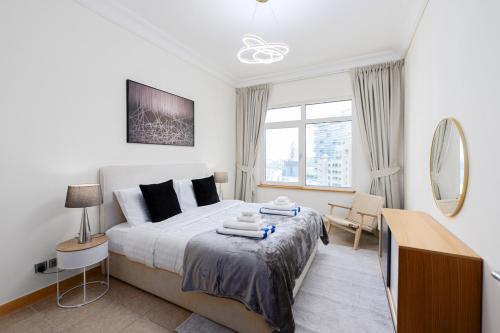 DVH Al Hamri Jumeirah Shoreline 2 Bed & Maids Free beach access - image 6