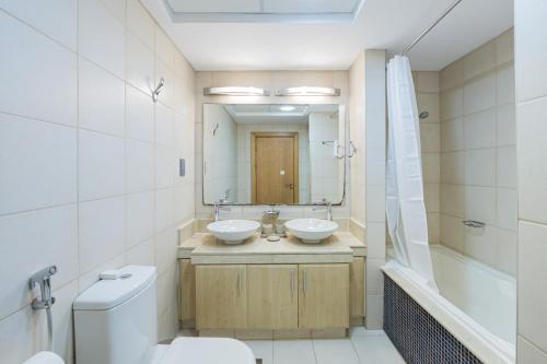 Luxury at Al Hamri Jumeirah Shoreline 2 Bed Free beach access, Dubai (photo 10)