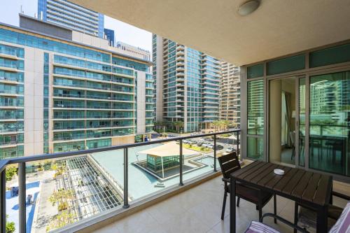Luxurious Waterfront at Al Majara Dubai Marina - image 4