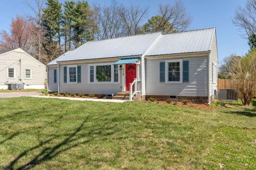 Professionally Designed 4BD Central location in Murfreesboro, USA