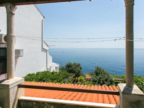 Apartment Gigi - Two Bedroom Apartment with Terrace and Sea View