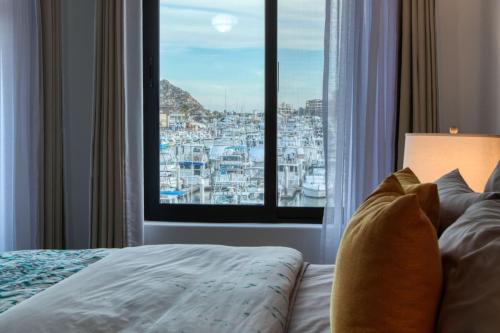 Completely Remodeled 2BD-2BA Plaza Bonita - image 4