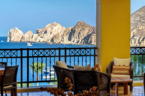 2 BD 5-Star Beachfront Hacienda in Cabo San Lucas, Mexico