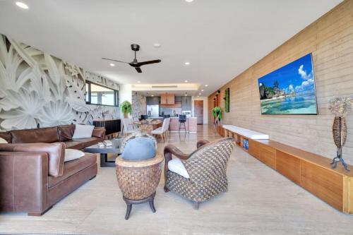 3BD-3BA Overlooking Quivira above Sunset Beach in Cabo San Lucas, Mexico