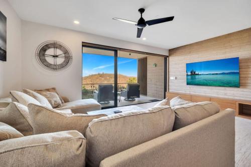 2BD-2BA Overlooking Quivira above Sunset Beach in Cabo San Lucas, Mexico
