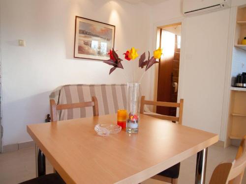 Iekārtas, Apartments Paula - One Bedroom Apartment with Terrace 1 in Jezera