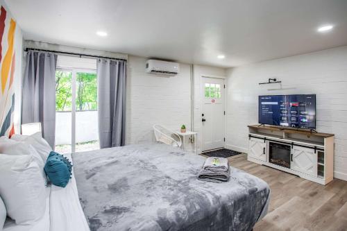 Newly Renovated Bright Studio in Rochester, USA