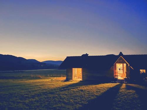Polanka Beskid Niski cute cabin with spectacular views