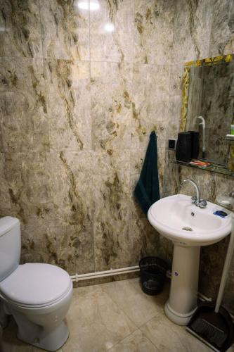 Tiran in 葉格納茲