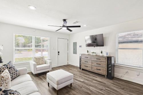 Best of Bishop Arts 2BD with Style & Comfort in Dallas, USA
