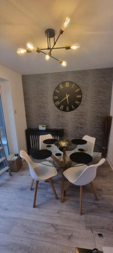 Iekārtas, 3 bed home in Bolton Le Sands in Bolton Le Sands