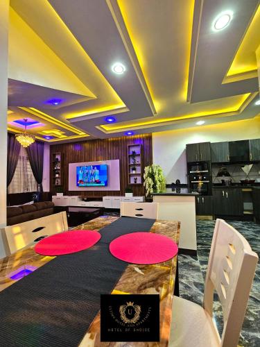 2 Bed Apartment 2 - Cosy Benin City Escape, Benin City (fotografie 8)