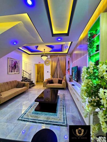 2 Bed Apartment 7 - Tranquil Benin City Retreat, Benin City (foto 10)