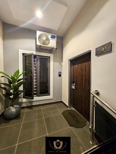 2 Bed Apartment 7 - Tranquil Benin City Retreat, Benin City (foto 8)