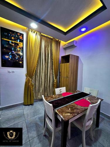 2 Bed Apartment 7 - Tranquil Benin City Retreat, Benin City (foto 9)