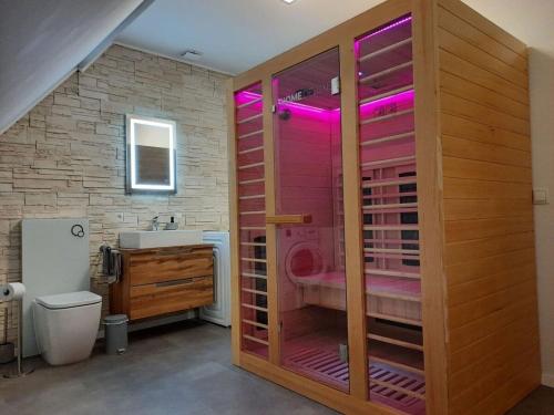 حمام, Lovely apartment in Hambuch in Kaisersesch