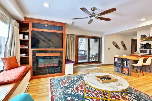 Mountain Views at Mt Green 2BR-2BA, Shuttle, Discounted Lifts, Pool, Hot Tub and More!, Killington (Foto 5)