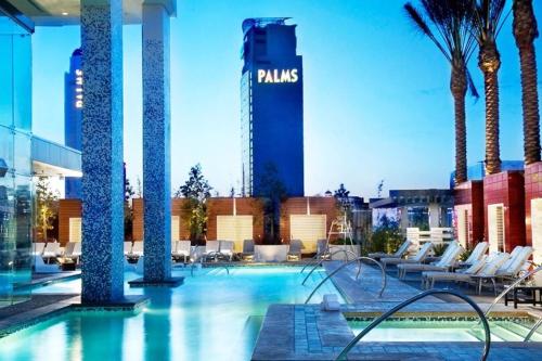 Best Strip City Views Balcony Suite No Resort Fee, Las Vegas (photo 4)