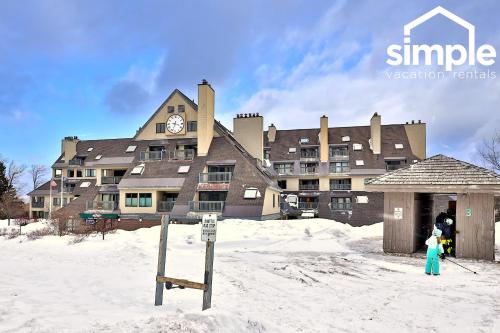 Loft, Top-Floor Mountain View 2BR-2BA at Mountain Green, Discounted Lift Tickets! in Killington, USA