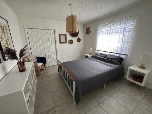 Miamis Cozy Tropical Getaway in Miami, USA