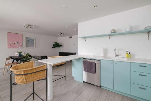 Chic Clarksville 2BR Condo Near Downtown Austin in Austin, USA