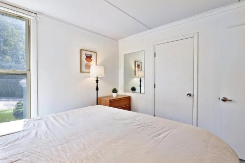 Whiffletree H6, 2BR-1BA, Close to Slopes, Discounted Lift Tickets! in Killington, USA