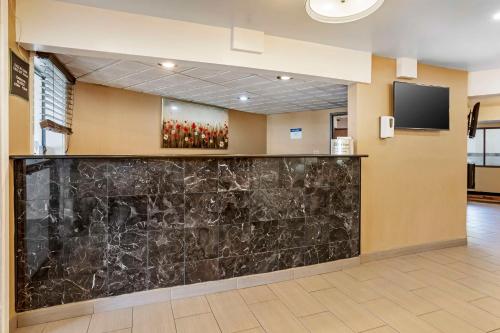 Best Western Monticello - image 9