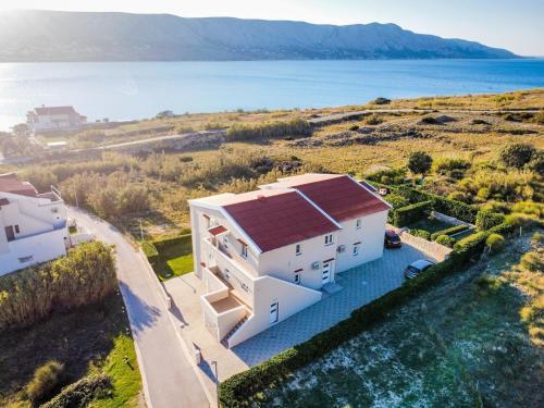 Apartments with a parking space Pag - 6291