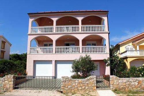 Apartments with a parking space Povljana Pag - 6296