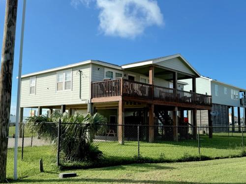 Sea Note Crystal Beach Home home in Crystal Beach, USA