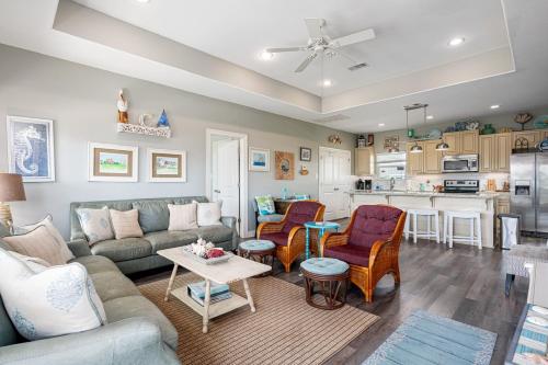 Sea Leggs Cabin home in Crystal Beach, USA
