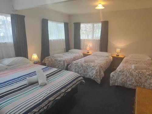 Five-Bedroom House image 2