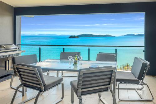 Balcony/terrace, Edge Apartments on Hamilton Island by HIHA in Great Barrier Reef