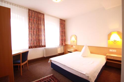 Hotel Hirsch Room Type - Standard Double or Twin Room