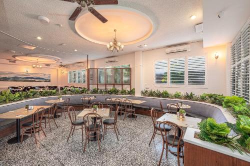 Lees Hotel Ingham - Wongaling Beach Lees Hotel Ingham - Wongaling Beach