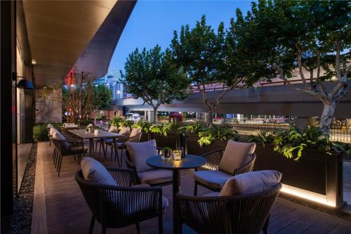 Intercity Shanghai Xujiahui - Free Minibar and near Yishan Road Metro Station, Shanghai (foto 8)