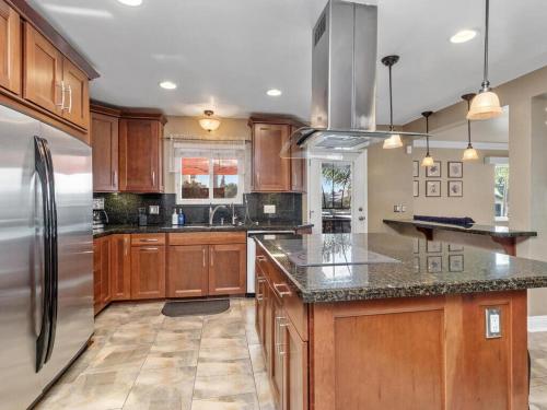 Beachtown Bella 2 bed Ocean View in Oceanside, USA