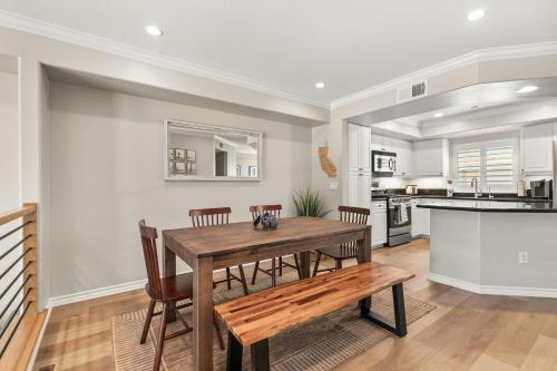 Carlsbad Village Escape 3-Bed 2,5-Bath steps from the beach in Carlsbad, USA