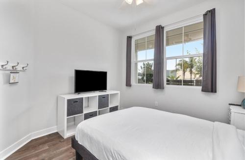 Four Points Coastal Comfort in Oceanside, USA