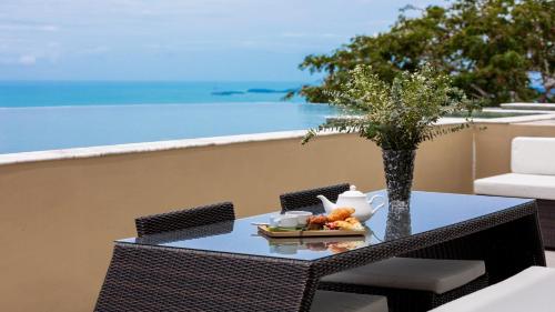 Villa Cabo with Panoramic Sea Views thumbnail 4