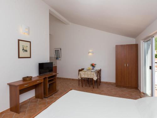 Villa Dubravka - Premium One Bedroom Apartment with Balcony and Sea View Apartman 5 5