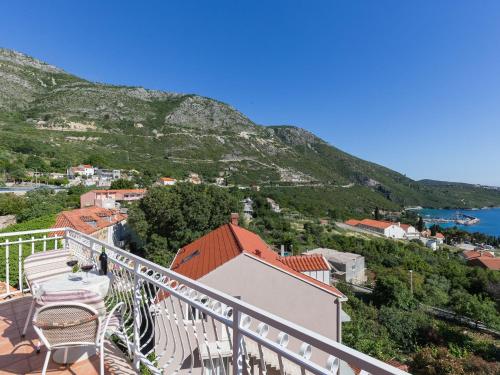 Erkély/terasz, Villa Dubravka - Premium One Bedroom Apartment with Balcony and Sea View Apartman 5 in Plat