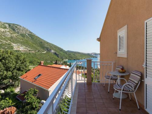 Erkély/terasz, Villa Dubravka - Premium One Bedroom Apartment with Balcony and Sea View Apartman 5 in Plat