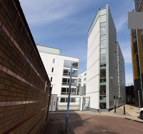 Friendship House (Southwark) - image 12