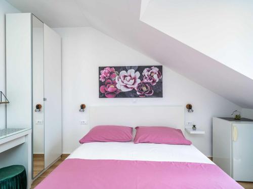 Apartment & Rooms Papa - Superior Double or Twin Room with Balcony and Partial Sea View Soba 1, Mlini (foto 9)