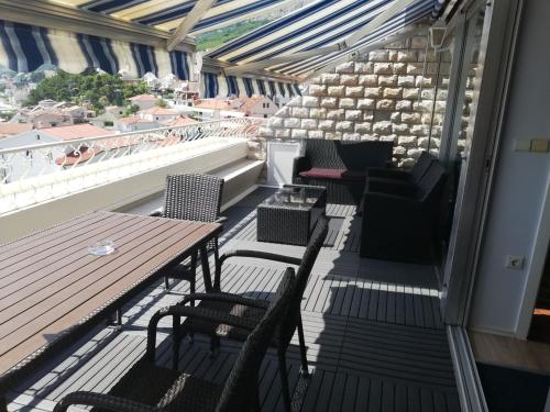 Iekārtas, Villa Elit- Three Bedroom Apartment with Sea View Terrace Penthouse in Dugi Rat
