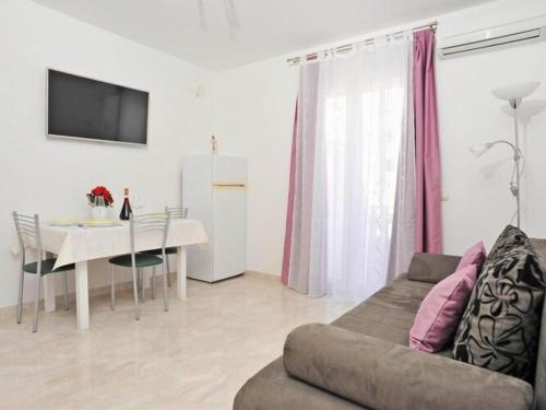 Apartments Lenka - One Bedroom Apartment with Balcony and garden View A2 in 蘇堤文